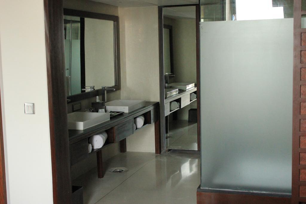 Holiday Inn & Suites Bengaluru Whitefield Buitenkant foto