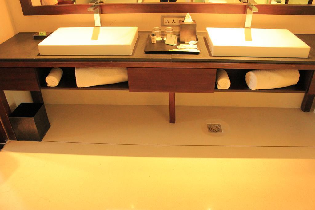 Holiday Inn & Suites Bengaluru Whitefield Buitenkant foto