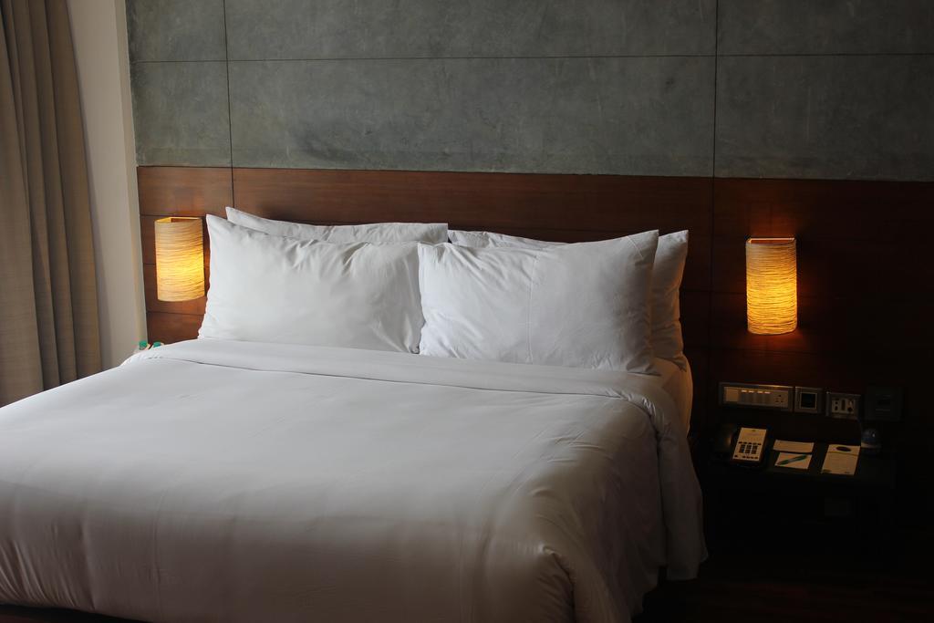 Holiday Inn & Suites Bengaluru Whitefield Buitenkant foto