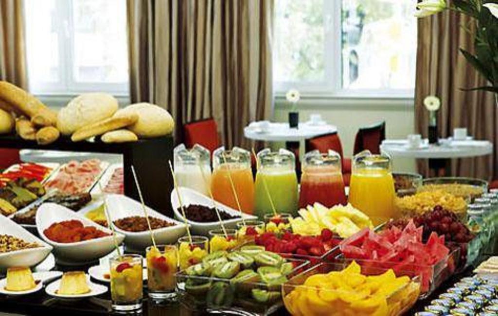 Holiday Inn & Suites Bengaluru Whitefield Buitenkant foto